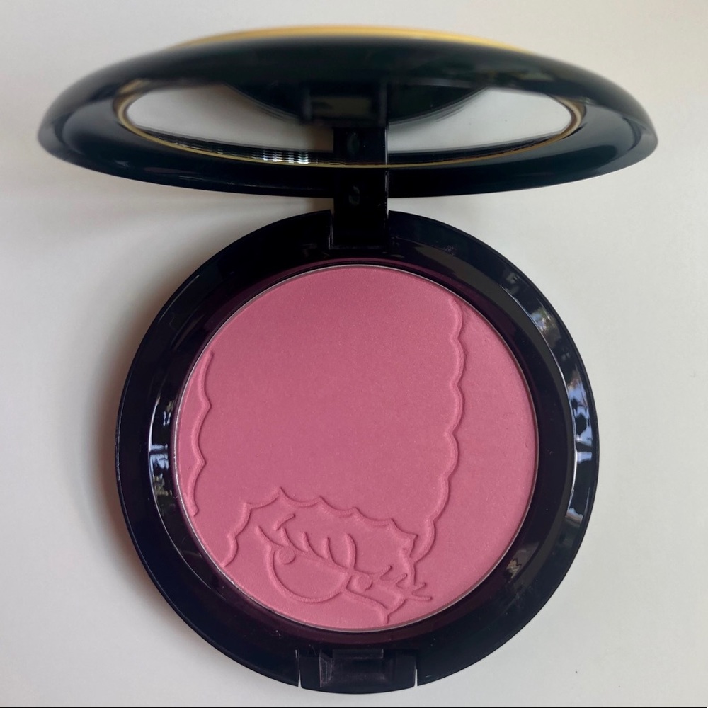 Ltd Edition Mac Pink Sprinkles Blush.